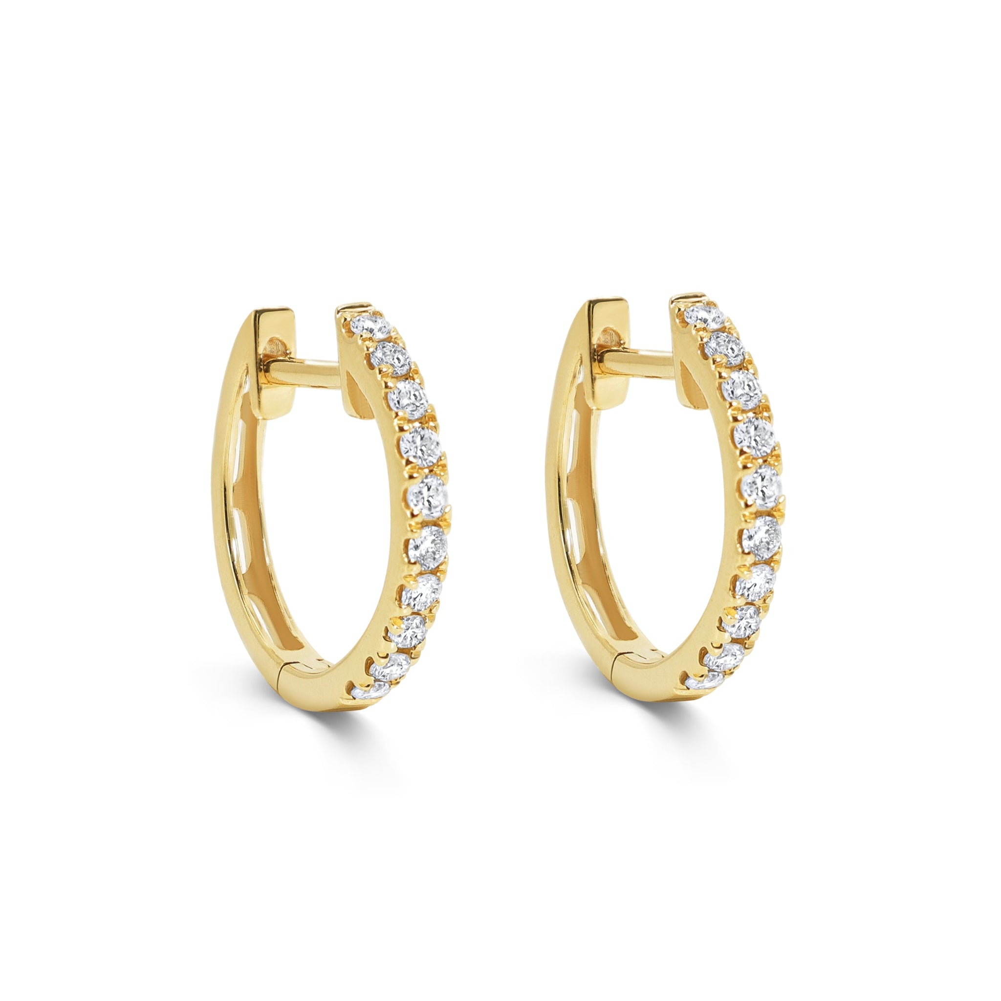 18k Gelbgold Creolen mit diamantbesetzter Vorderseite - 12mm Creolen mit 0,16 ct natürlichen Diamanten.